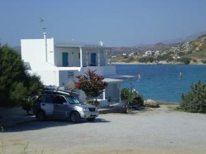 Kolona Studios Naxos Greece