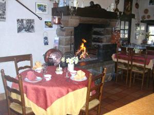 Maisons de vacances Gites de la Ferme Auberge de Mesauboin : photos des chambres