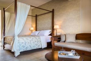 Almyra Hotel