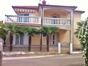 Apartments Marinela - Rošini