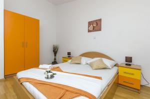 Apartments Srecko