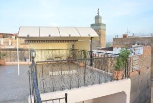 Two-Bedroom Apartment room in dar hassbia