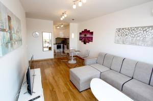 Apartment Moonstone 2