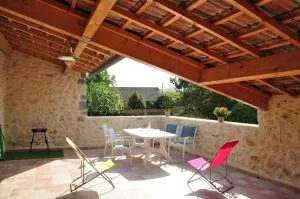 Charmante bastide à Vallon Pont d'Arc - 萨拉瓦