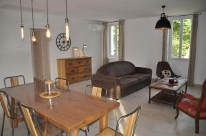 Charmante bastide à Vallon Pont dArc