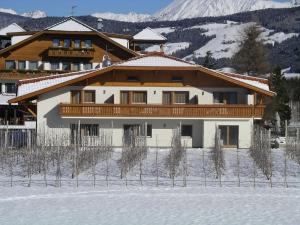 Pensjonat Stoanpeppelehof Naz-Sciaves Italia