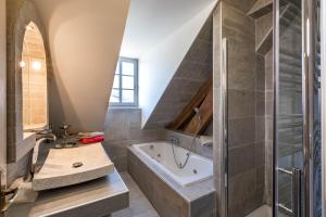 Maisons de vacances Holiday Home & Spa - Le Rendez Vous de Vauban : photos des chambres