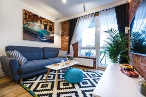 New Wave Apartment Havana parking