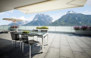 Apartment with Mountain View room in La Perla A1