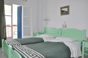 Remezzo Hotel & Studios