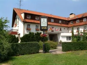 Resort Hotel Zvíkov - 济维科夫斯科波德拉迪