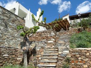 Balkonikarystos (To Mpalkoni tis Karistou) Evia Greece