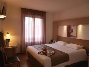Hotels Cevenol Hotel : photos des chambres