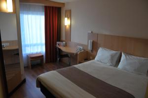 Standard Double Room room in ibis Antwerpen Centrum