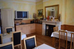 Twin Room room in Heatherbank Guest House