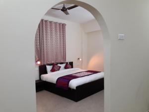 Hotel Avlokan - Near Kainchi Dham Mandir