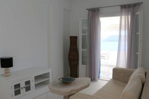 Grand Bleu Apartments & Villas Argolida Greece