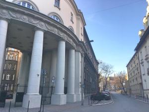 Central Old Town Apartment