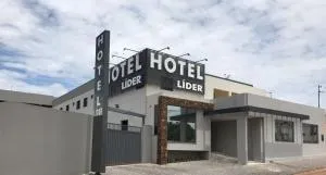 Lider Hotel - 雅塔伊