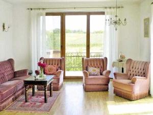 Holiday Home near Forest and Lake in Pomeranian