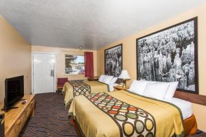 Queen Room with Two Queen Beds - Non-Smoking room in Super 8 by Wyndham Hurricane Zion National Park