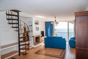 Tuhillo Parador Nerja