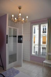 Hotels Hotel Richard : Chambre Simple avec Salle de Bains Commune