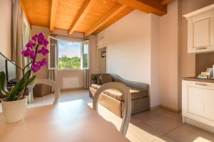 Appartamento con 1 Camera da Letto e Vista Piscina