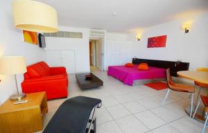 Modern Golden Apartment