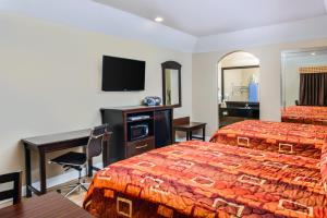 Scottish Inn and Suites Highway Six South