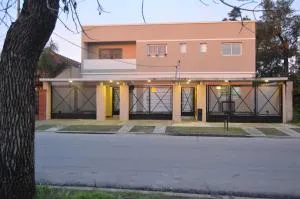 Mendoza Apartments Ezeiza Airport - Luis Guillón