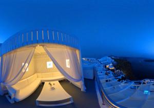 Aeolos Eco Studios & Suites Adults Only Santorini Greece