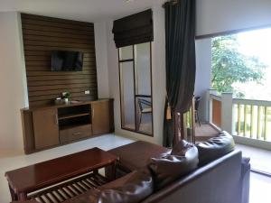 Lanta Intanin Resort - SHA Extra Plus