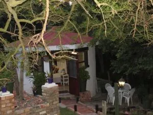 Wiltshire Rondavel - Bathurst