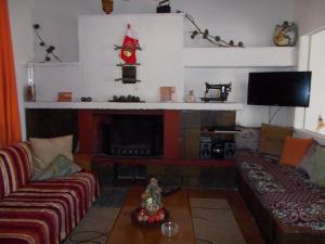 Theasis Guesthouse Orini-Korinthia Greece