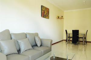 New And Modern 3BR Grand Palace By Travelio