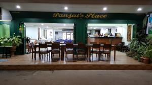 Panjais Place