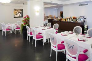 Hotels Best Western Premier Le Patio des Artistes Wellness Jacuzzi : photos des chambres