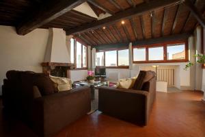 Torre Donati by Mmega