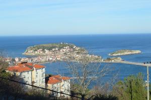 Family Suite with Balcony room in Amasra Ceylin Bed & Breakfast