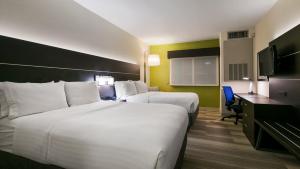 Holiday Inn Express Hotel & Suites Everett by IHG