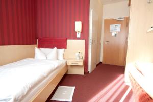 Standard Single Room room in Hotel Garni Deutsches Haus
