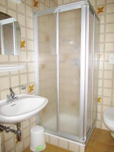 One-Bedroom Apartment with Balcony (2 Adults)