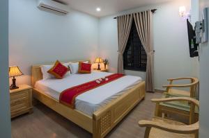 Phòng Deluxe Giường Đôi Có Ban Công (Deluxe Double Room with Balcony)
