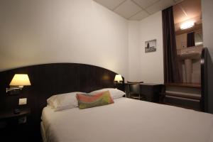 Hotels Hotel Vol de Nuit Purpan : photos des chambres