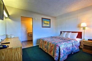 Queen Room - Smoking room in Budget Inn Boise