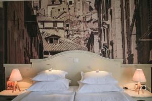 Superior Suite room in Boutique Hotel Marco Polo