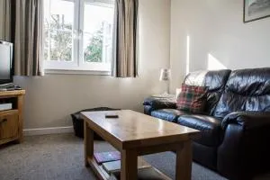 Apartment 2, Pheonix Flats - 波特里