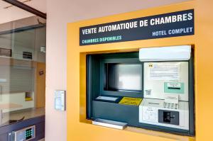 hotelF1 Dunkerque Grande Synthe photo 15