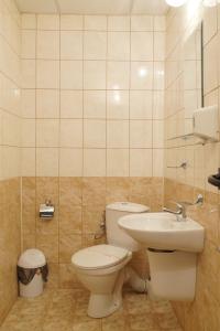 Two-Bedroom Apartment room in Hotel Bagira